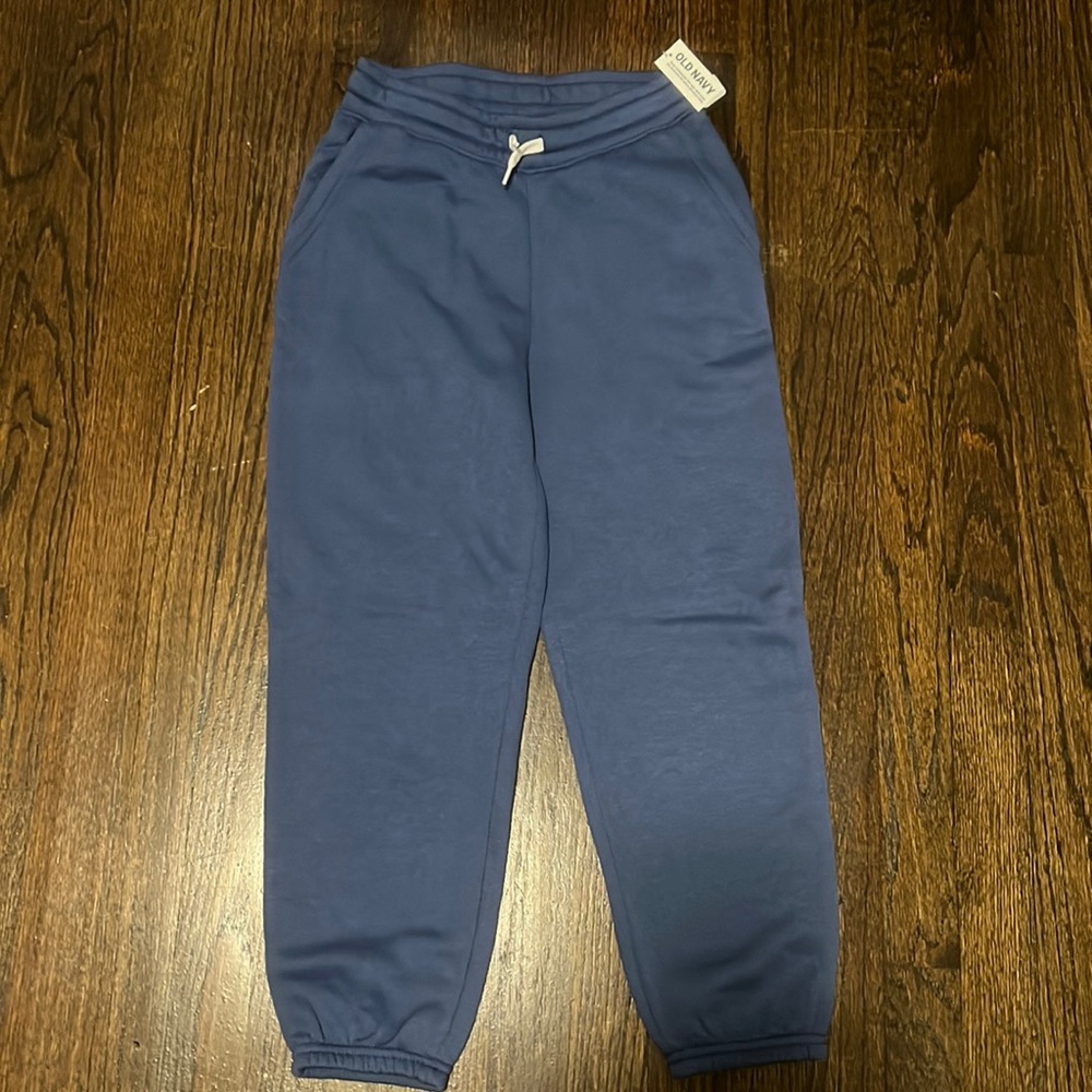 NWT OLD NAVY Kid’s Fleece Joggers, Size Medium